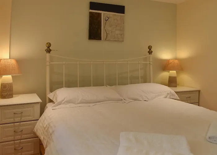 Caedmon's Dream بيت للعطل *