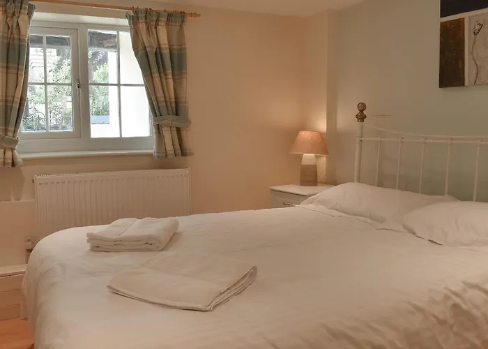 بيت للعطل Caedmon's Dream ويتبي